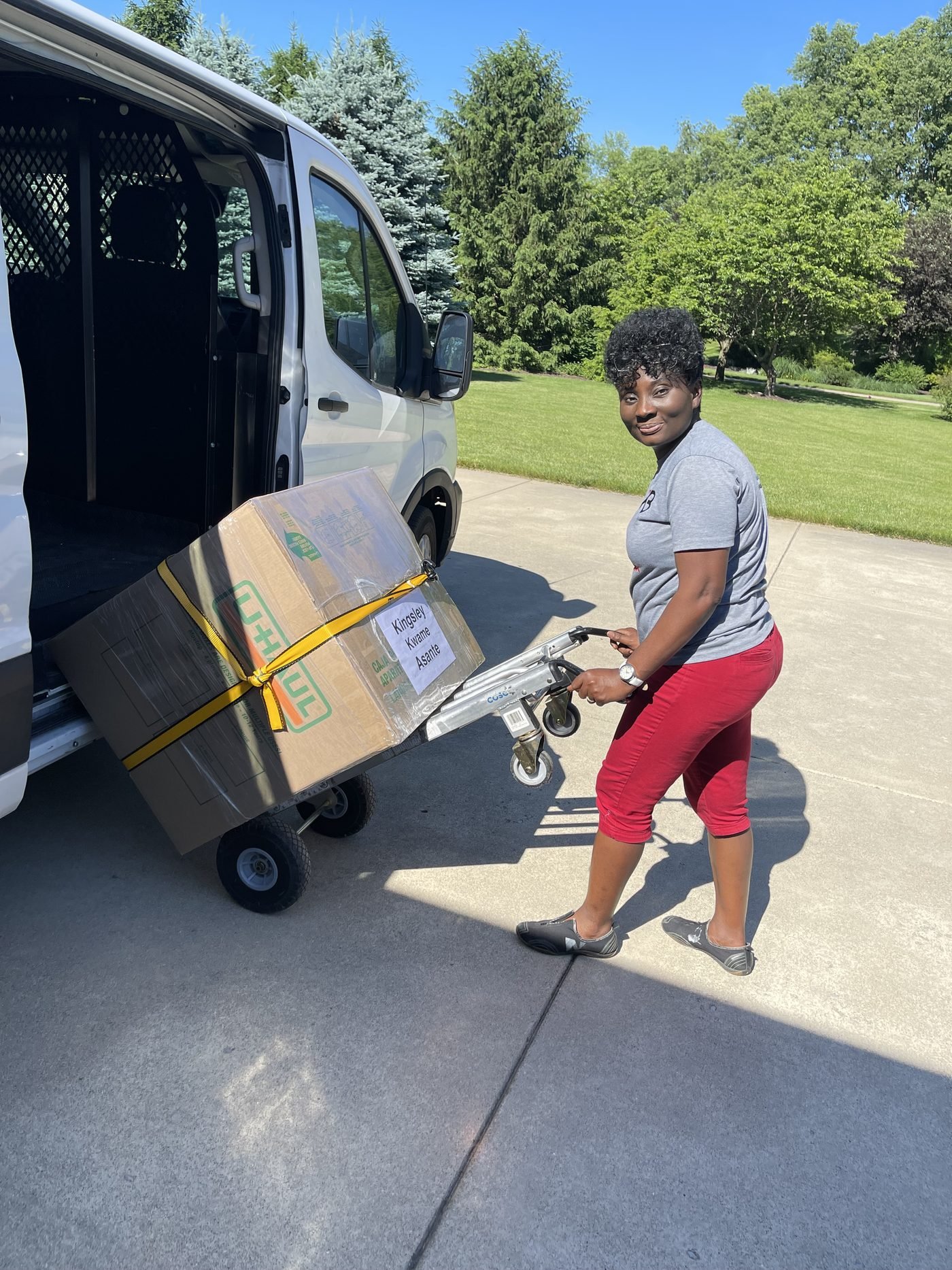 Delivering forwarded parcels to the door